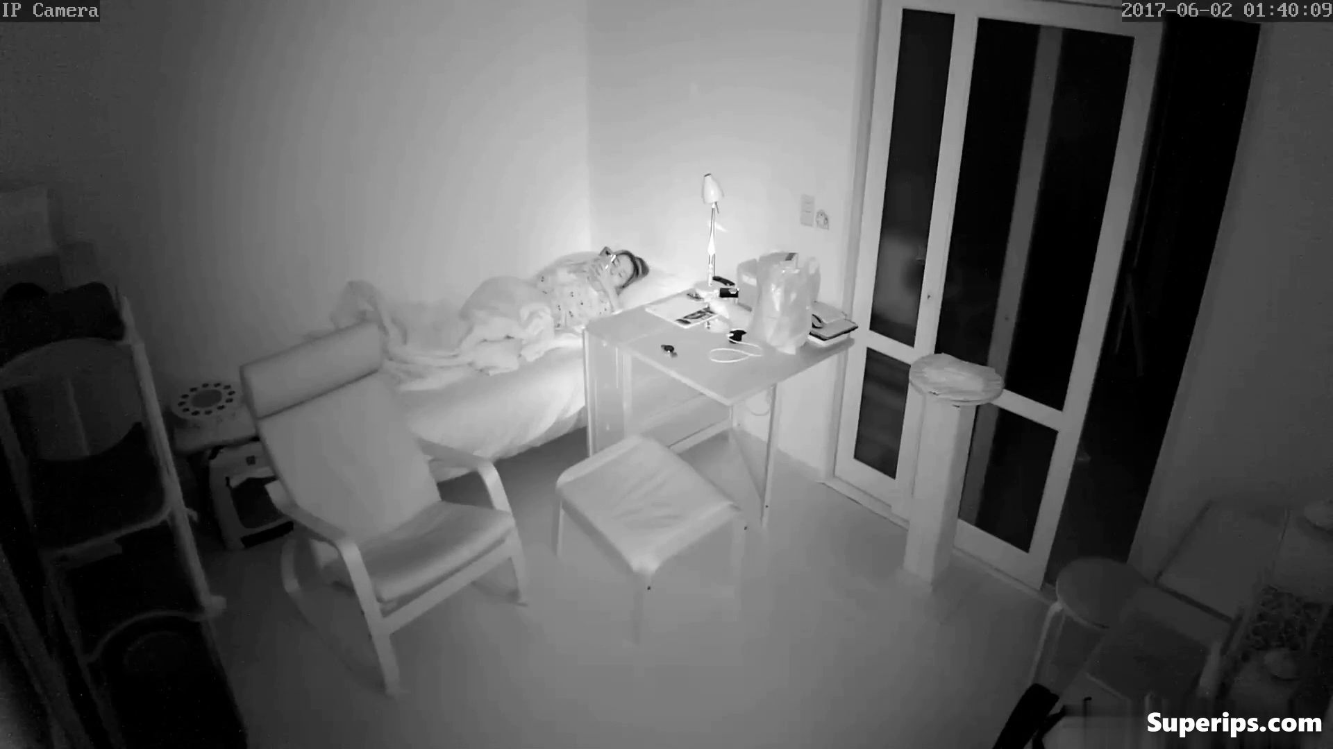 IPCAM – Korean single woman masturbates in her bed IPCAM – Korean single woman masturbates in her bed