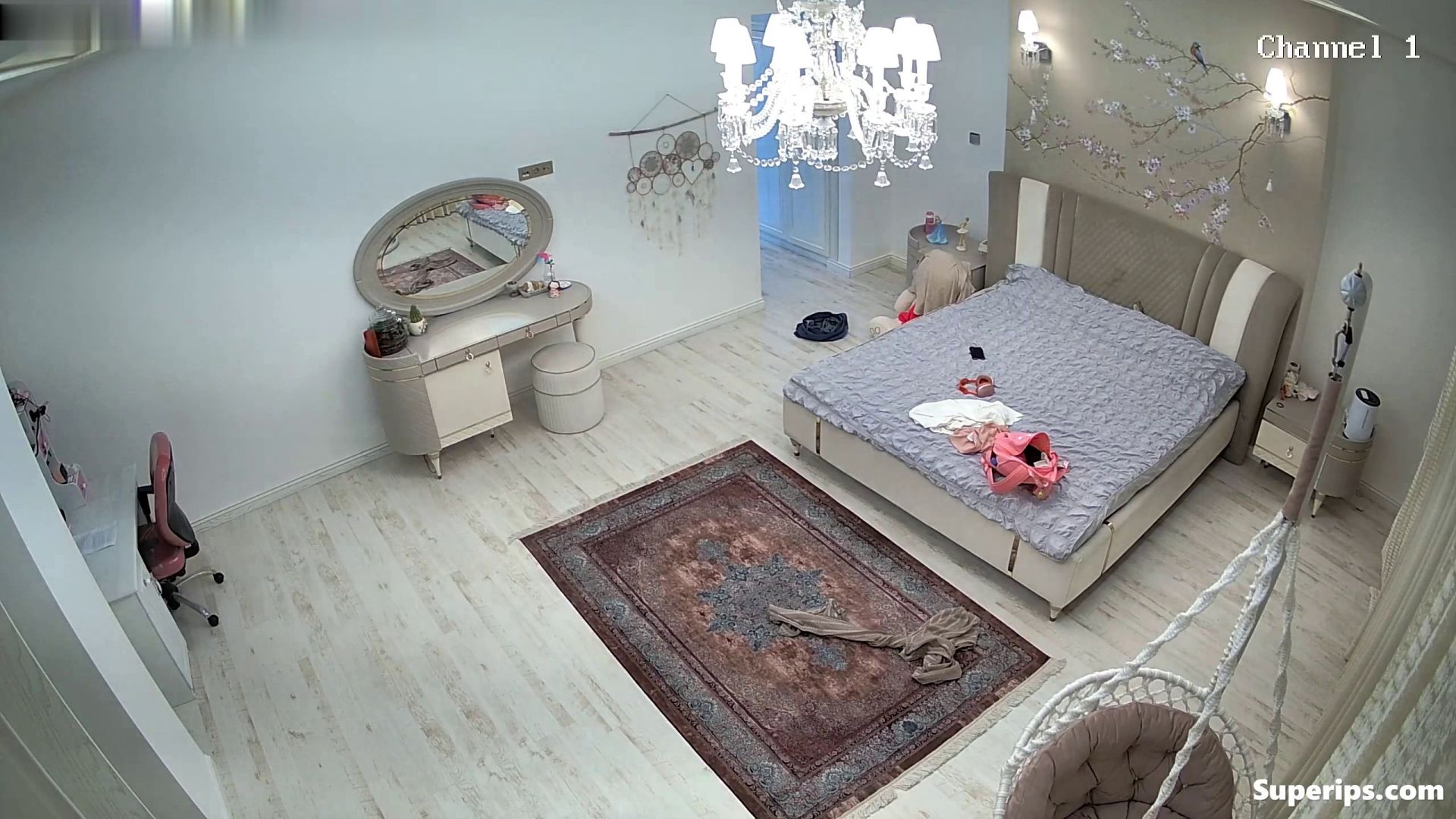 IPCAM – Arab college girl naked in her room IPCAM – Arab college girl naked in her room