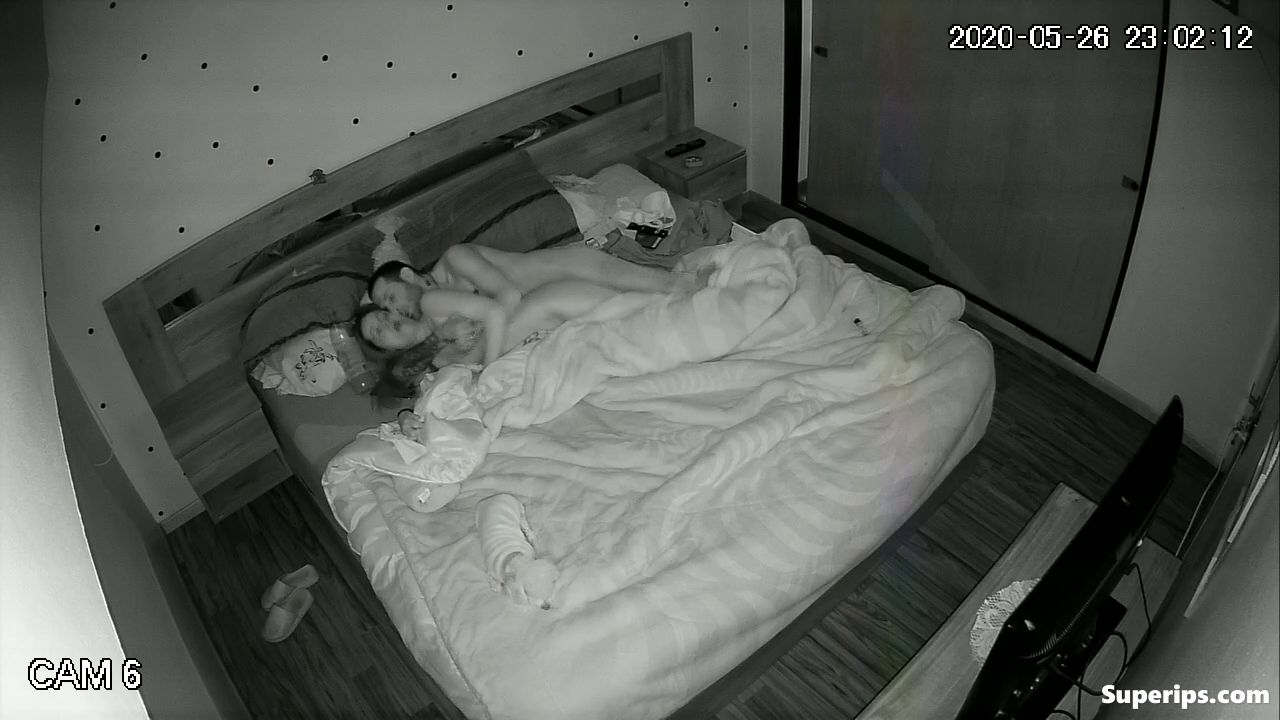 IPCAM – Horny Italian milf gets fucked to orgasm IPCAM – Horny Italian milf gets fucked to orgasm