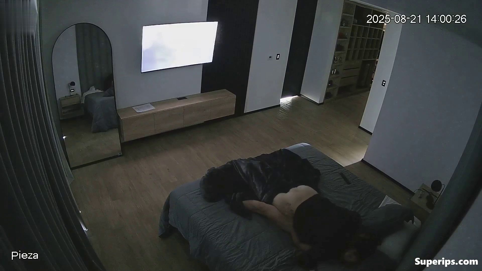 IPCAM – Hot Italian mom has nighttime sex IPCAM – Hot Italian mom has nighttime sex