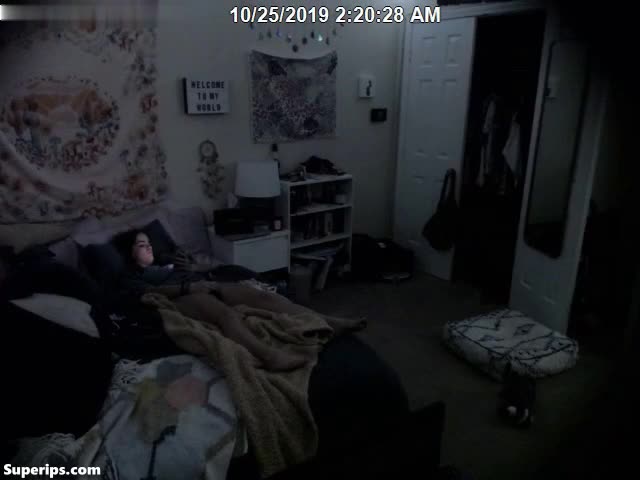 IPCAM – Beautiful French teenager is watching porn on the sly IPCAM – Beautiful French teenager is watching porn on the sly