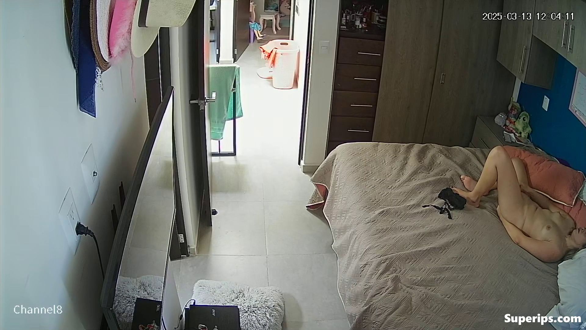 IPCAM – Hot Italian girl has sex with her boyfriend IPCAM – Hot Italian girl has sex with her boyfriend