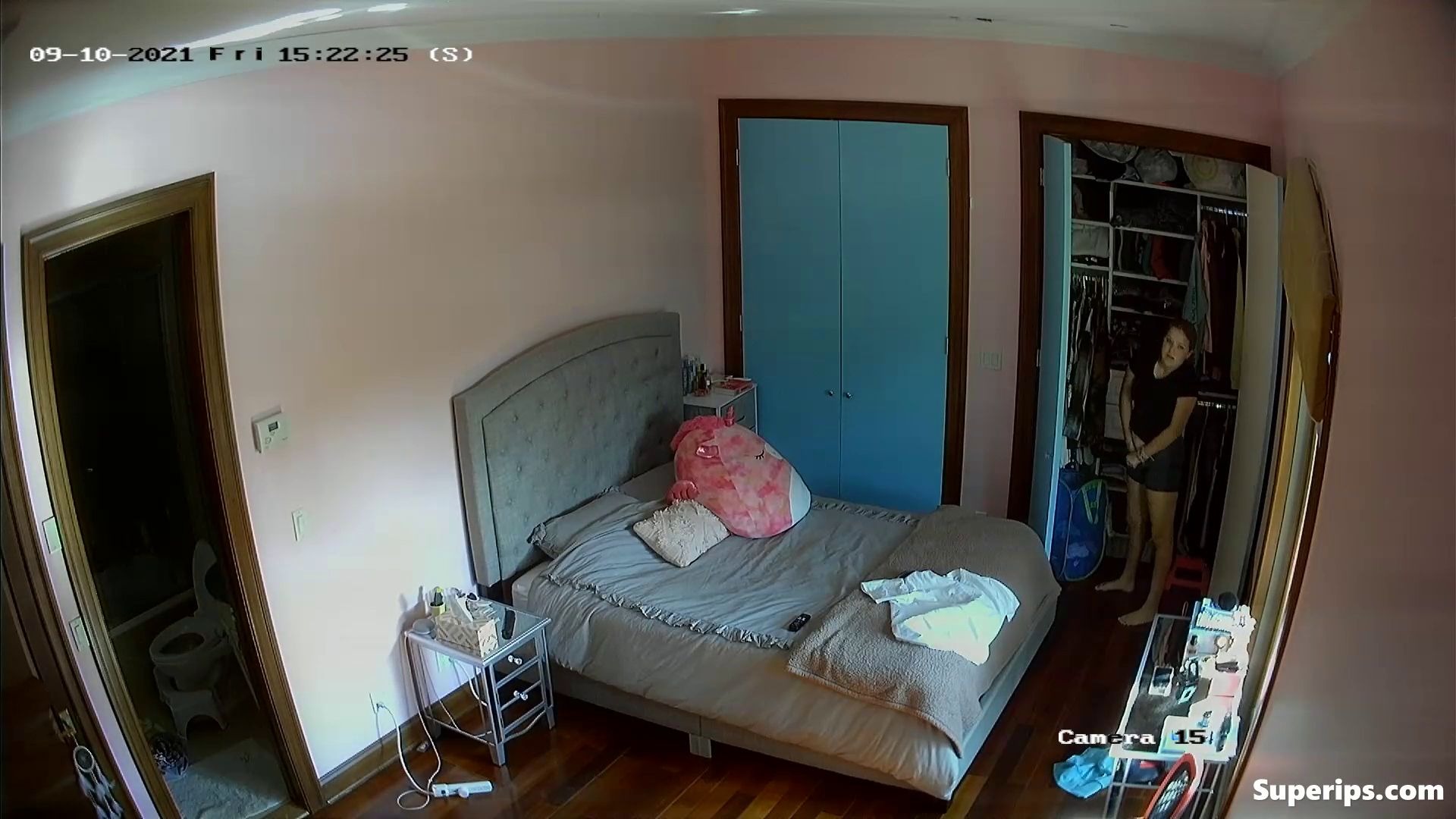 IPCAM – Busty college girl naked in her room IPCAM – Busty college girl naked in her room