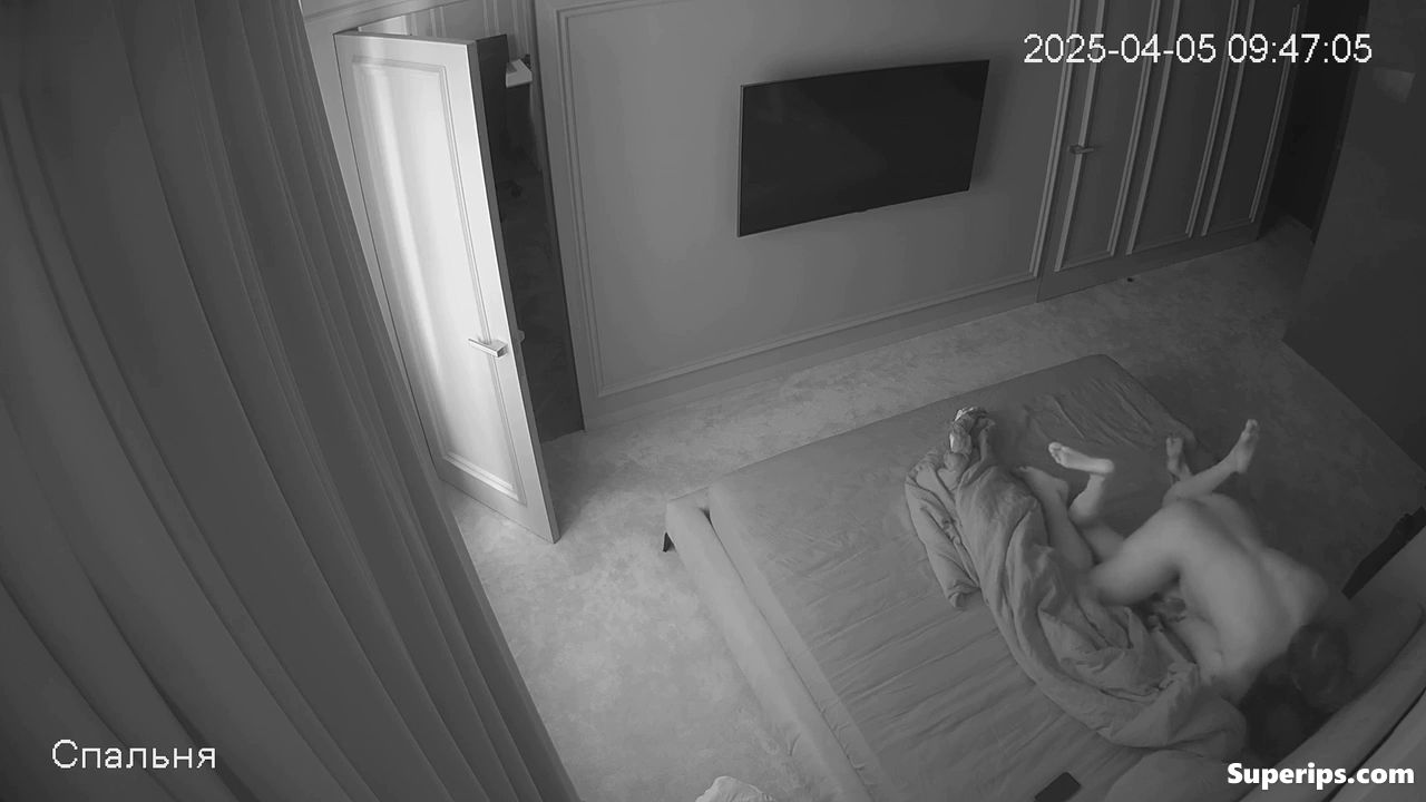 IPCAM – Russian girl fucks her nerdy boyfriend IPCAM – Russian girl fucks her nerdy boyfriend