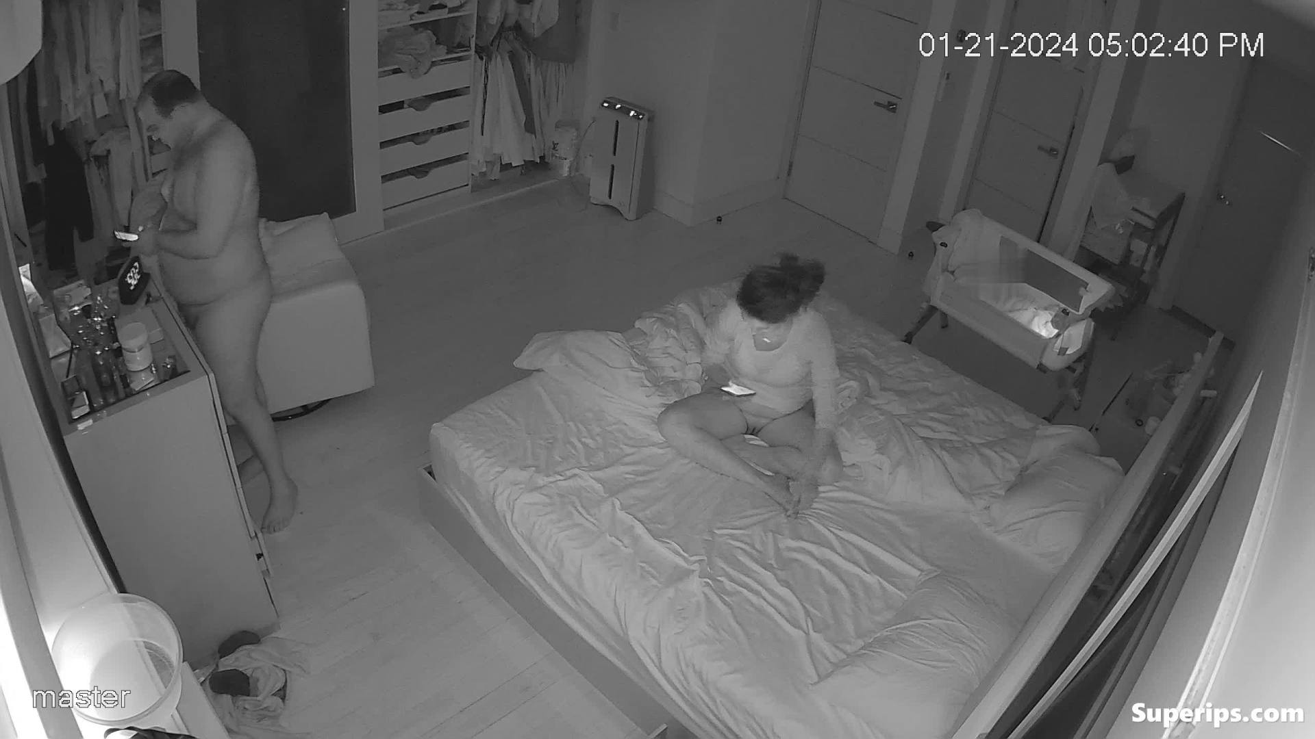 IPCAM – European mom gets fucked after breastfeeding IPCAM – European mom gets fucked after breastfeeding