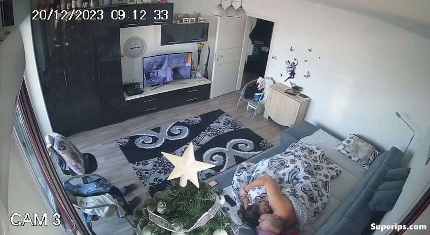 IPCAM – Busty British woman gets fucked on the couch IPCAM – Busty British woman gets fucked on the couch