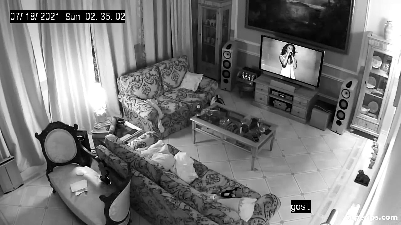 IPCAM – Rich Russian man fucks three young girls IPCAM – Rich Russian man fucks three young girls