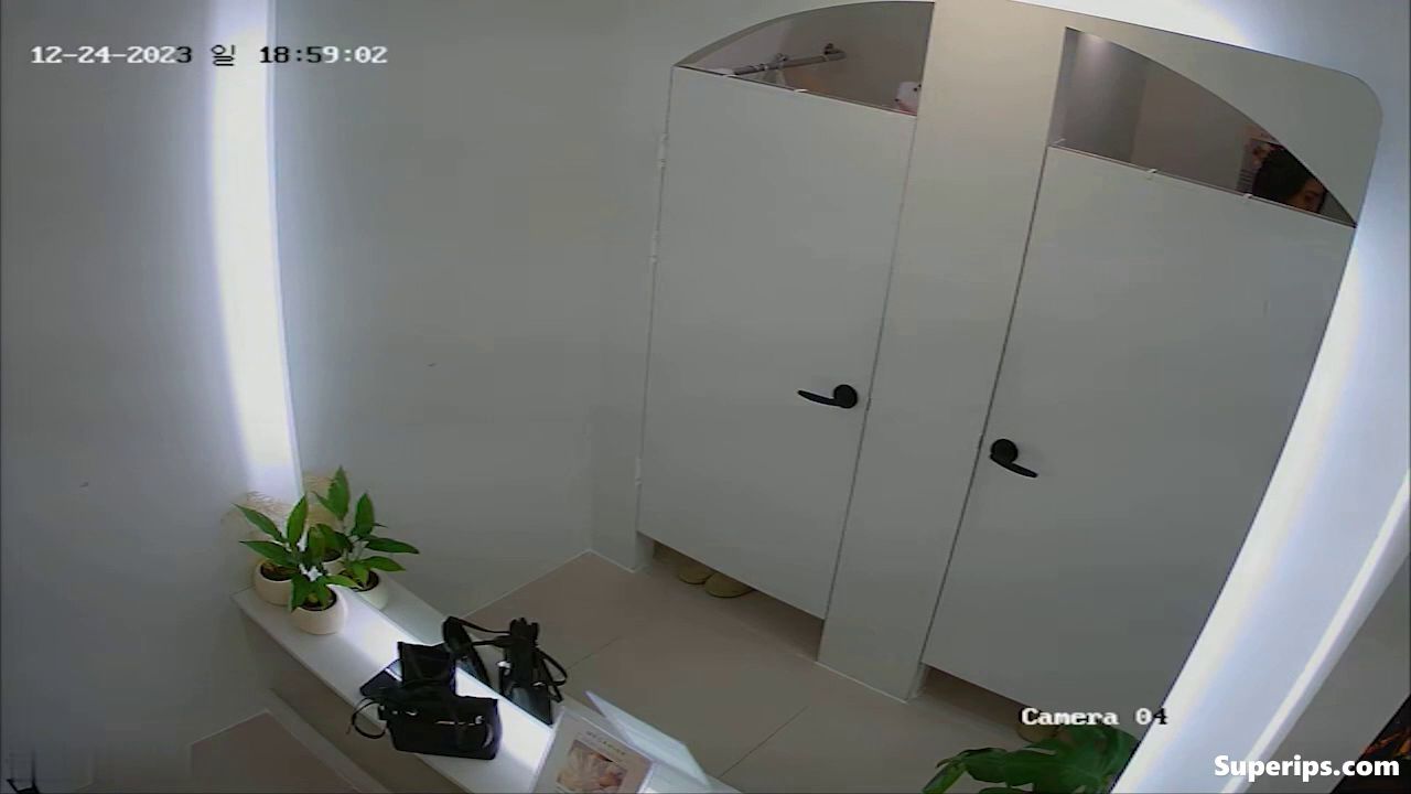 IPCAM – Pretty Korean girls changing clothes IPCAM – Pretty Korean girls changing clothes