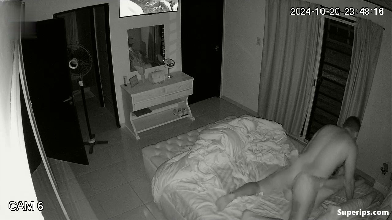 IPCAM – European blonde wife gets fucked in her bed IPCAM – European blonde wife gets fucked in her bed