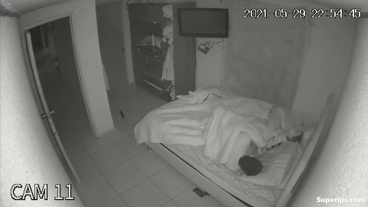 IPCAM – Latina mom gets fucked under the sheets IPCAM – Latina mom gets fucked under the sheets