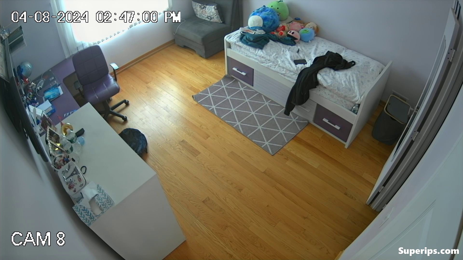 IPCAM – American teenage girl tries on a sexy bikini IPCAM – American teenage girl tries on a sexy bikini