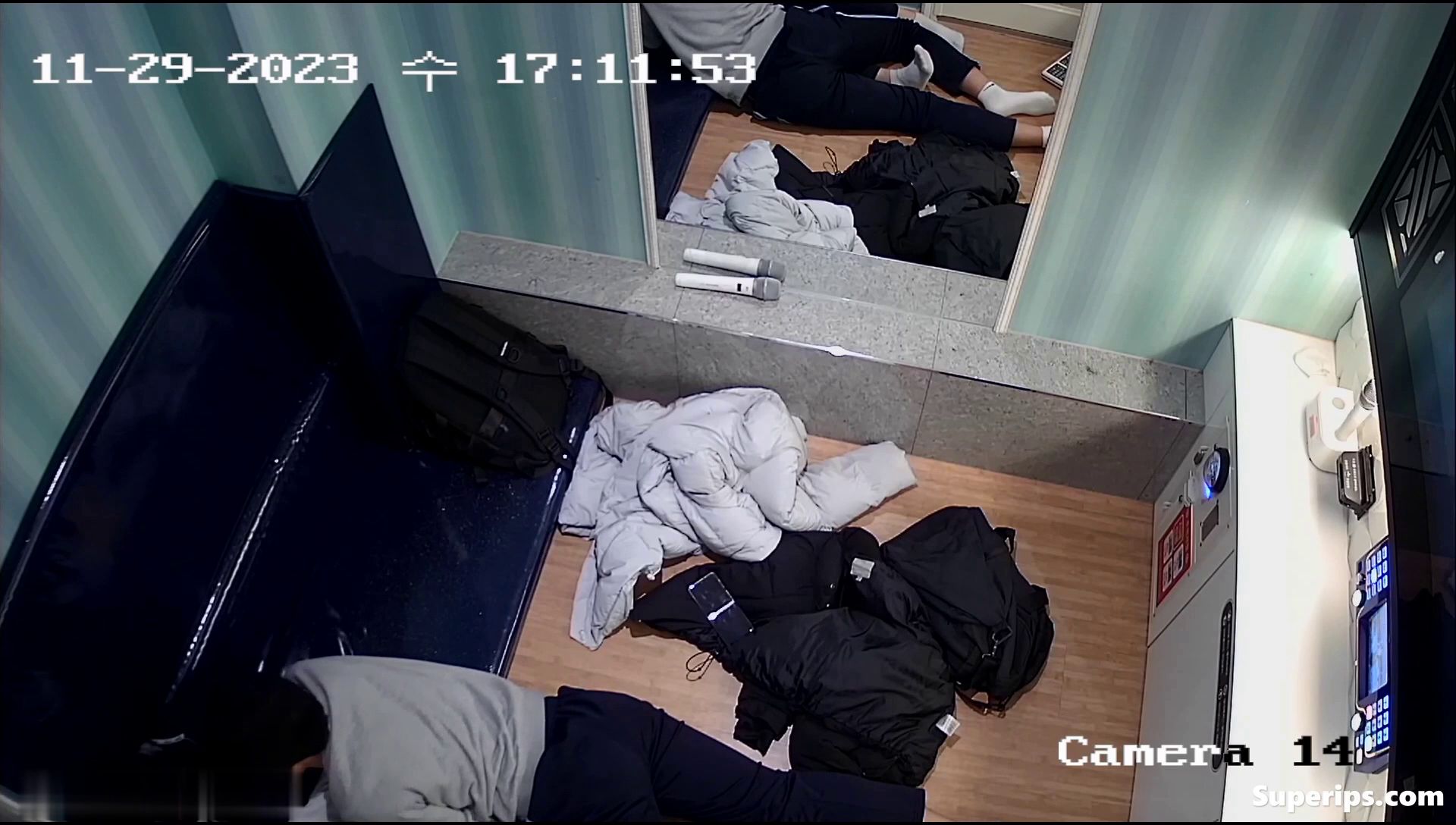 IPCAM – Korean skinny girl gets groped IPCAM – Korean skinny girl gets groped