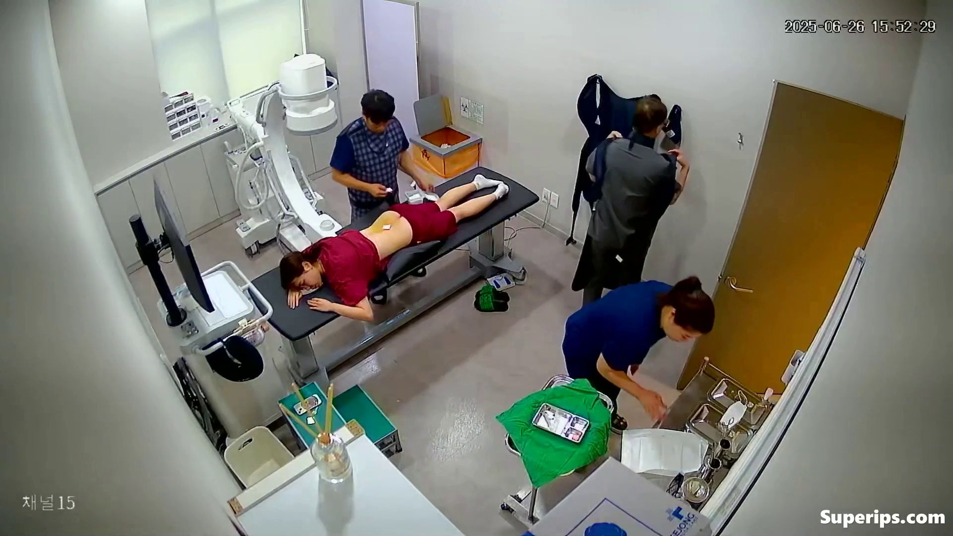 IPCAM – Korean girls get injections in their buttocks IPCAM – Korean girls get injections in their buttocks