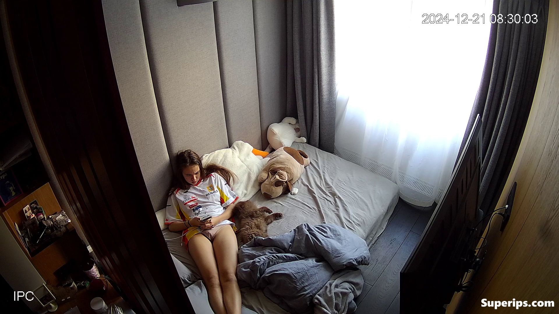 IPCAM – Petite teen girl rubs her pussy IPCAM – Petite teen girl rubs her pussy