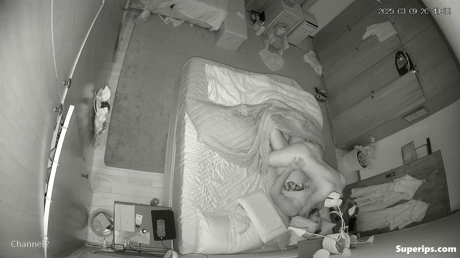 IPCAM – American married couple has sex at night IPCAM – American married couple has sex at night