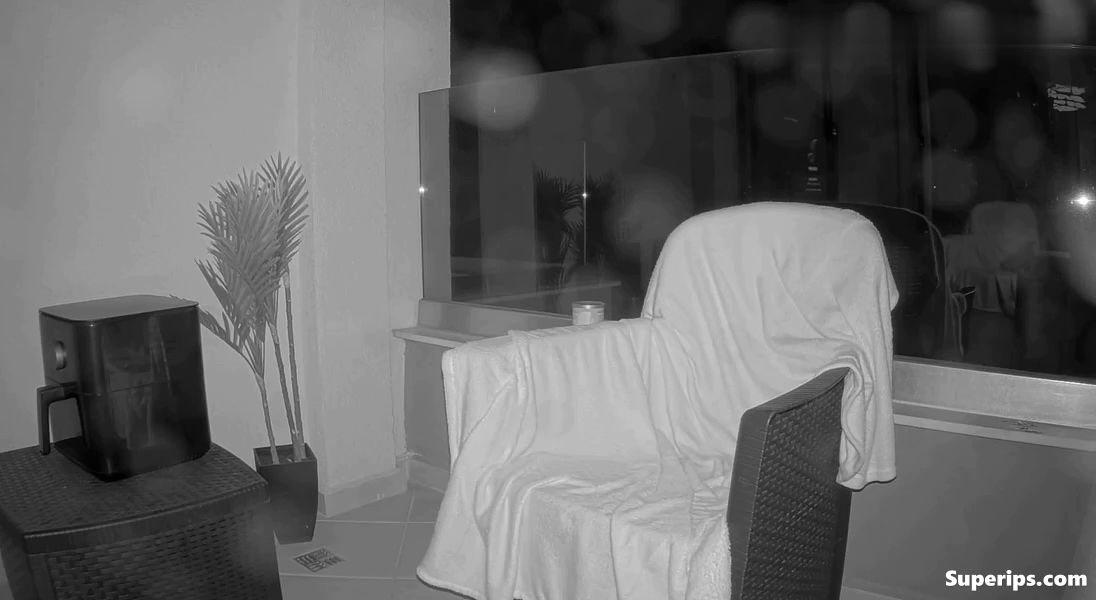 IPCAM – German girl masturbates on her balcony IPCAM – German girl masturbates on her balcony