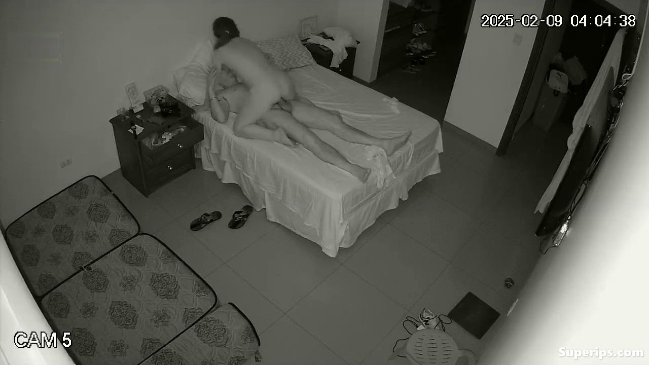 IPCAM – Milf Latina wife is fucked at night IPCAM – Milf Latina wife is fucked at night