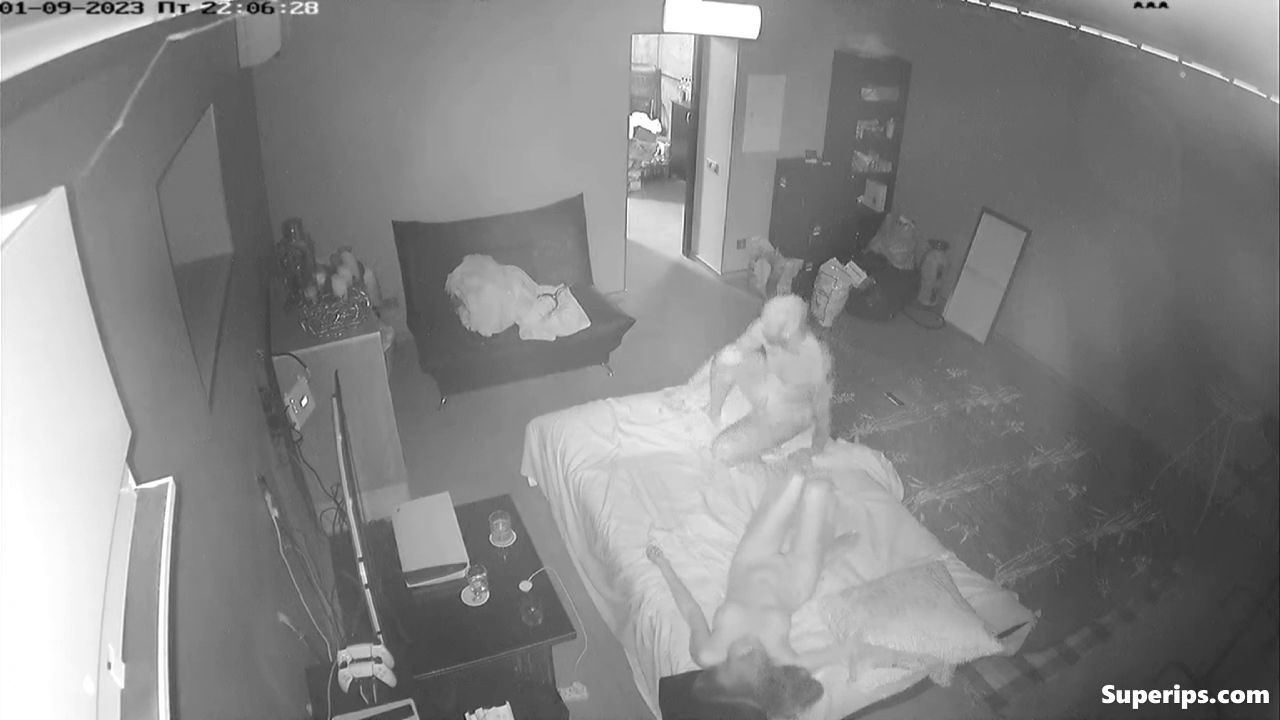 IPCAM – Russian man fucks a cute prostitute IPCAM – Russian man fucks a cute prostitute