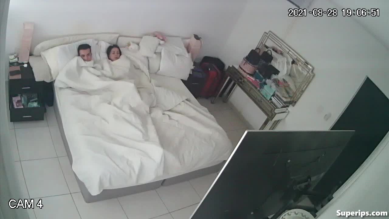 IPCAM – Naughty mature European girl fucks young guy IPCAM – Naughty mature European girl fucks young guy