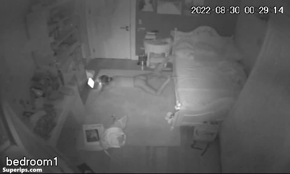 IPCAM – Sweet teen girl discovers masturbation IPCAM – Sweet teen girl discovers masturbation