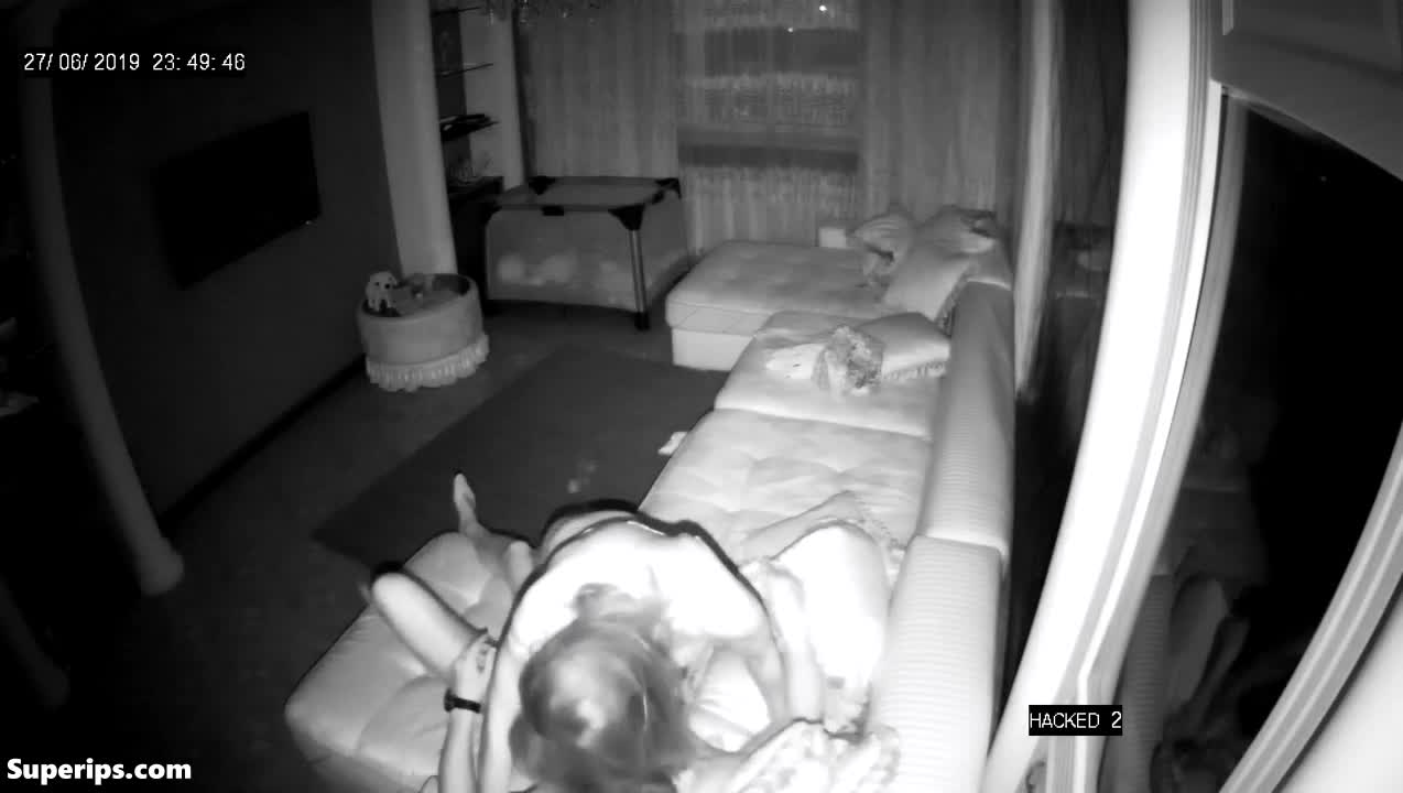 IPCAM – German teenage parents fuck on the couch IPCAM – German teenage parents fuck on the couch