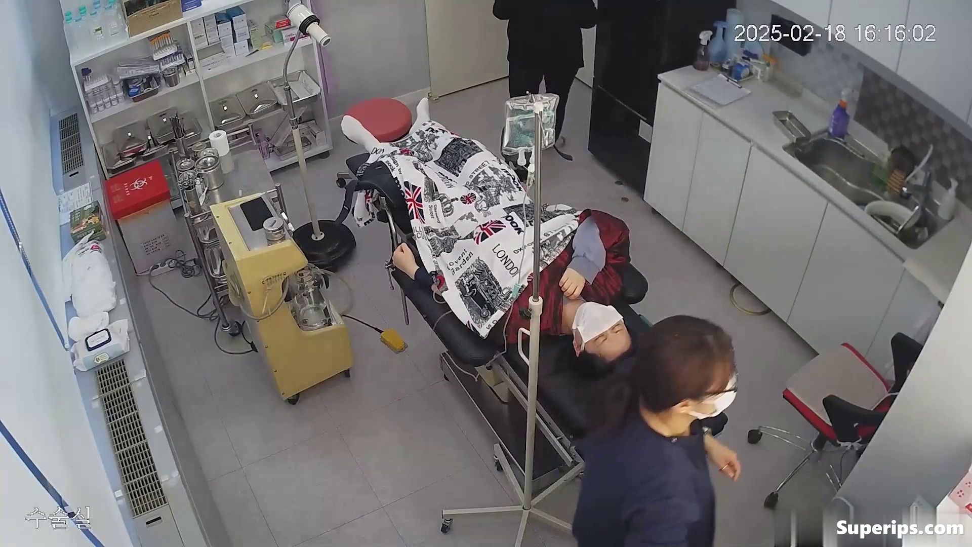 IPCAM – Korean teenage girls at the gynecologist’s IPCAM – Korean teenage girls at the gynecologist’s