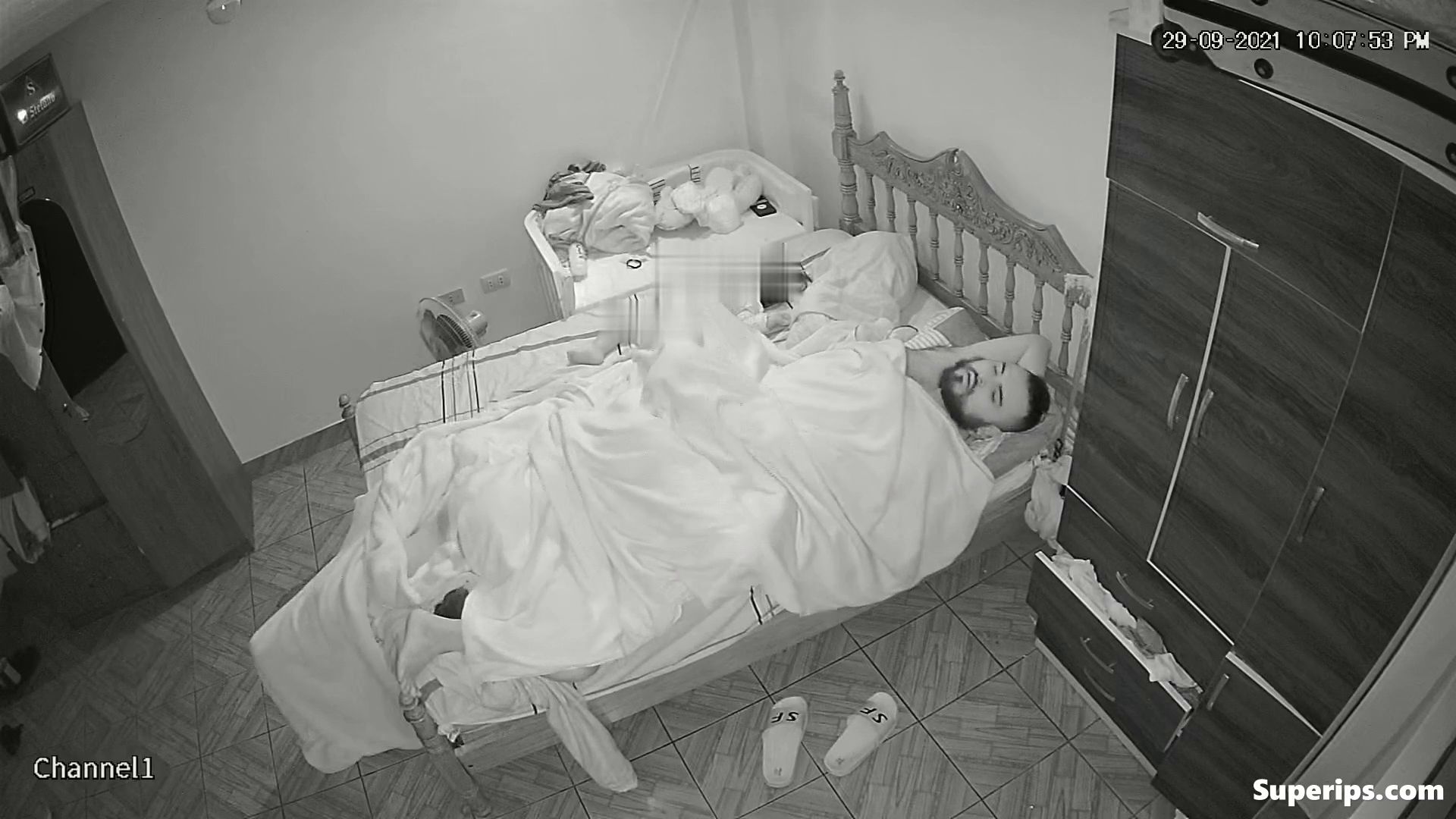 IPCAM – Poor Latina mom gets fucked in her bed IPCAM – Poor Latina mom gets fucked in her bed