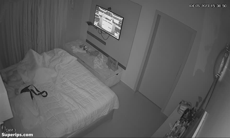 IPCAM – Mature blonde mom masturbates with a dildo IPCAM – Mature blonde mom masturbates with a dildo