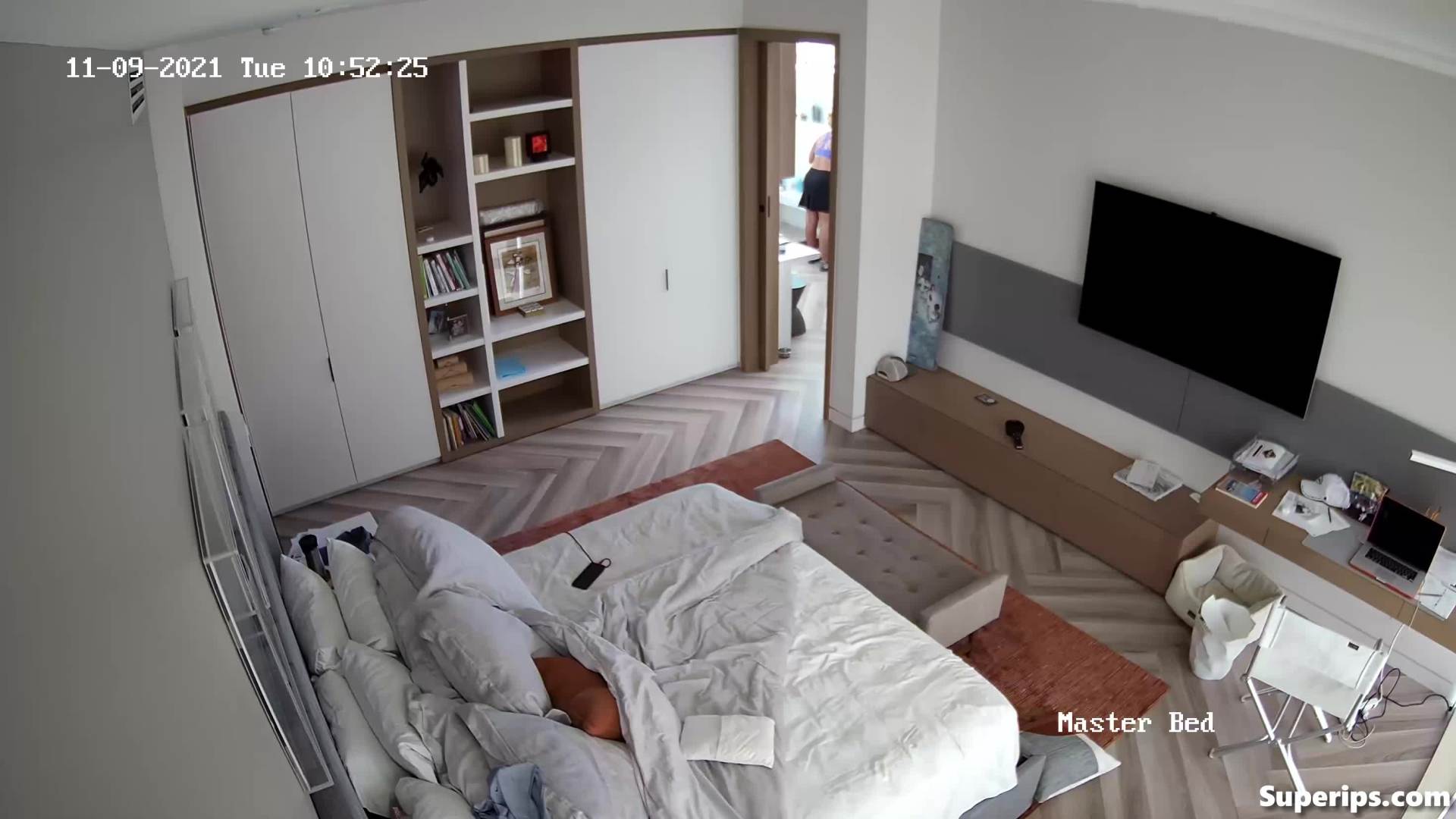 IPCAM – Beautiful American milf is fucked IPCAM – Beautiful American milf is fucked