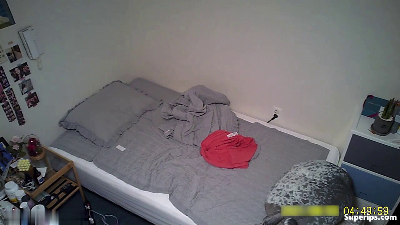 IPCAM – Korean military girl in her room IPCAM – Korean military girl in her room