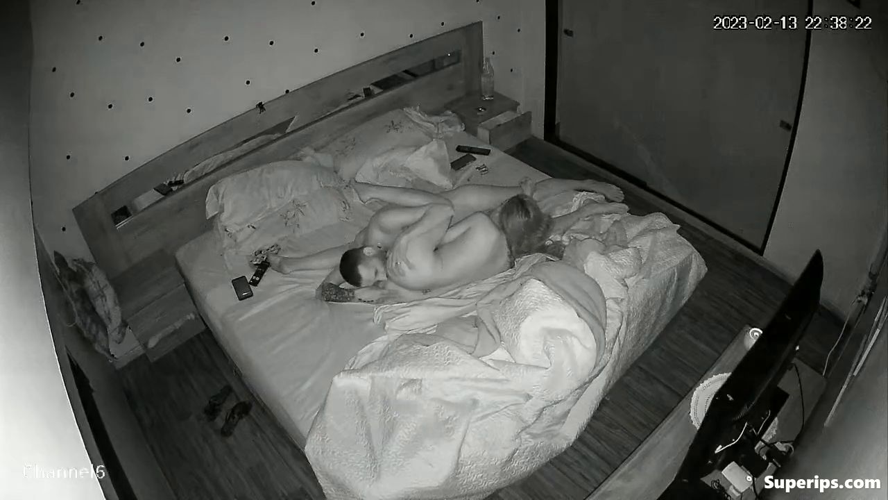 IPCAM – Italian married couple fucks in 69 IPCAM – Italian married couple fucks in 69