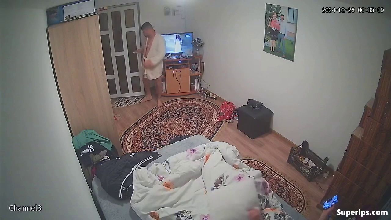 IPCAM – Married Arab couple has routine sex IPCAM – Married Arab couple has routine sex