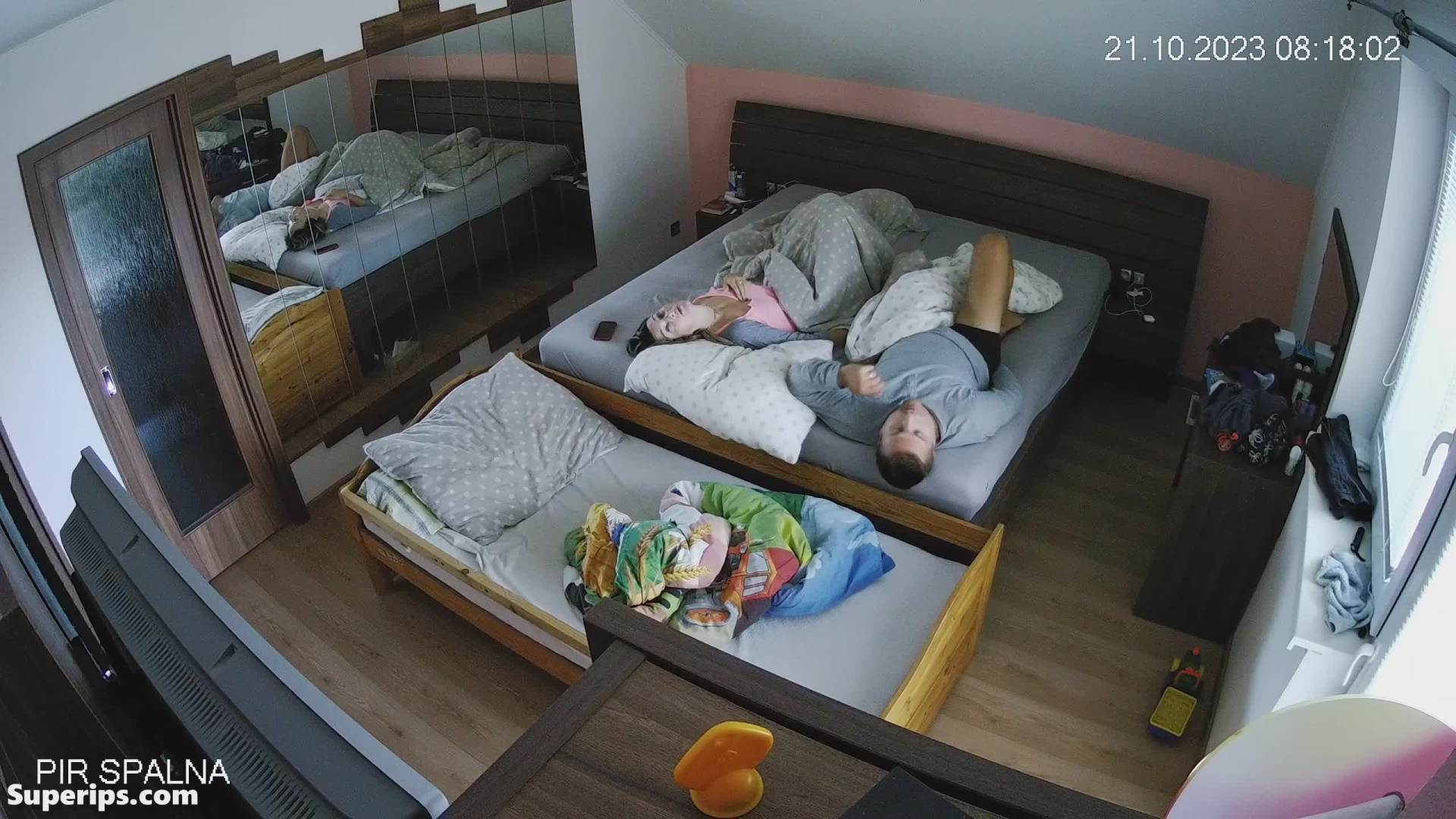 IPCAM – Mature blonde woman gets fucked while sleeping IPCAM – Mature blonde woman gets fucked while sleeping