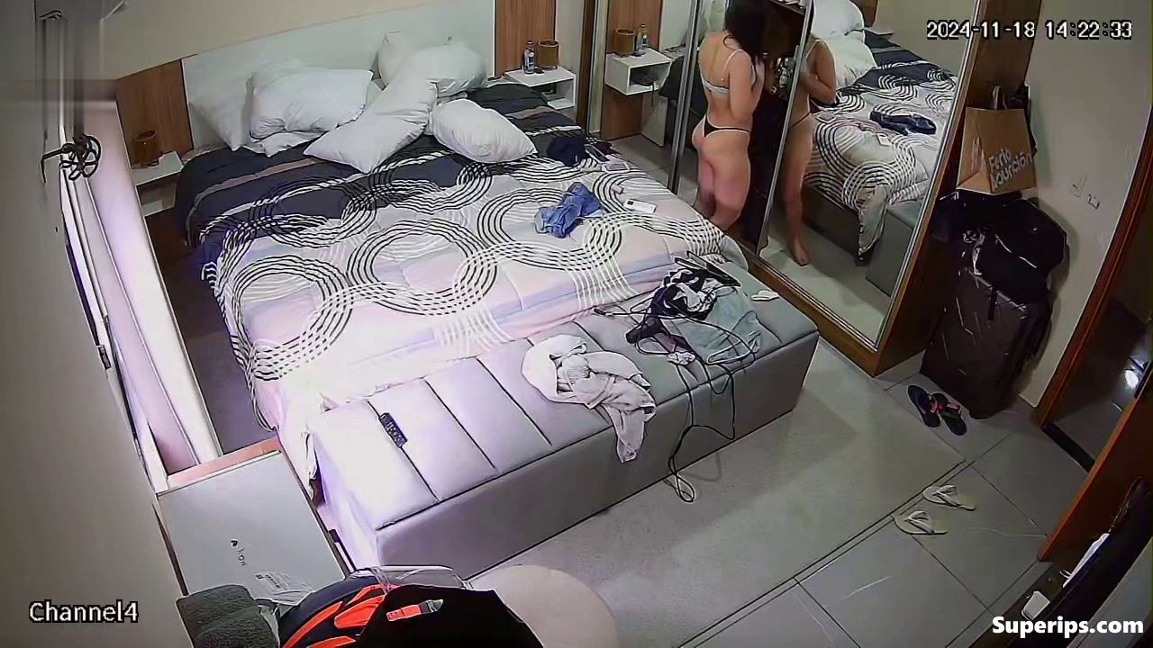 IPCAM – Latina college girl in a thong IPCAM – Latina college girl in a thong