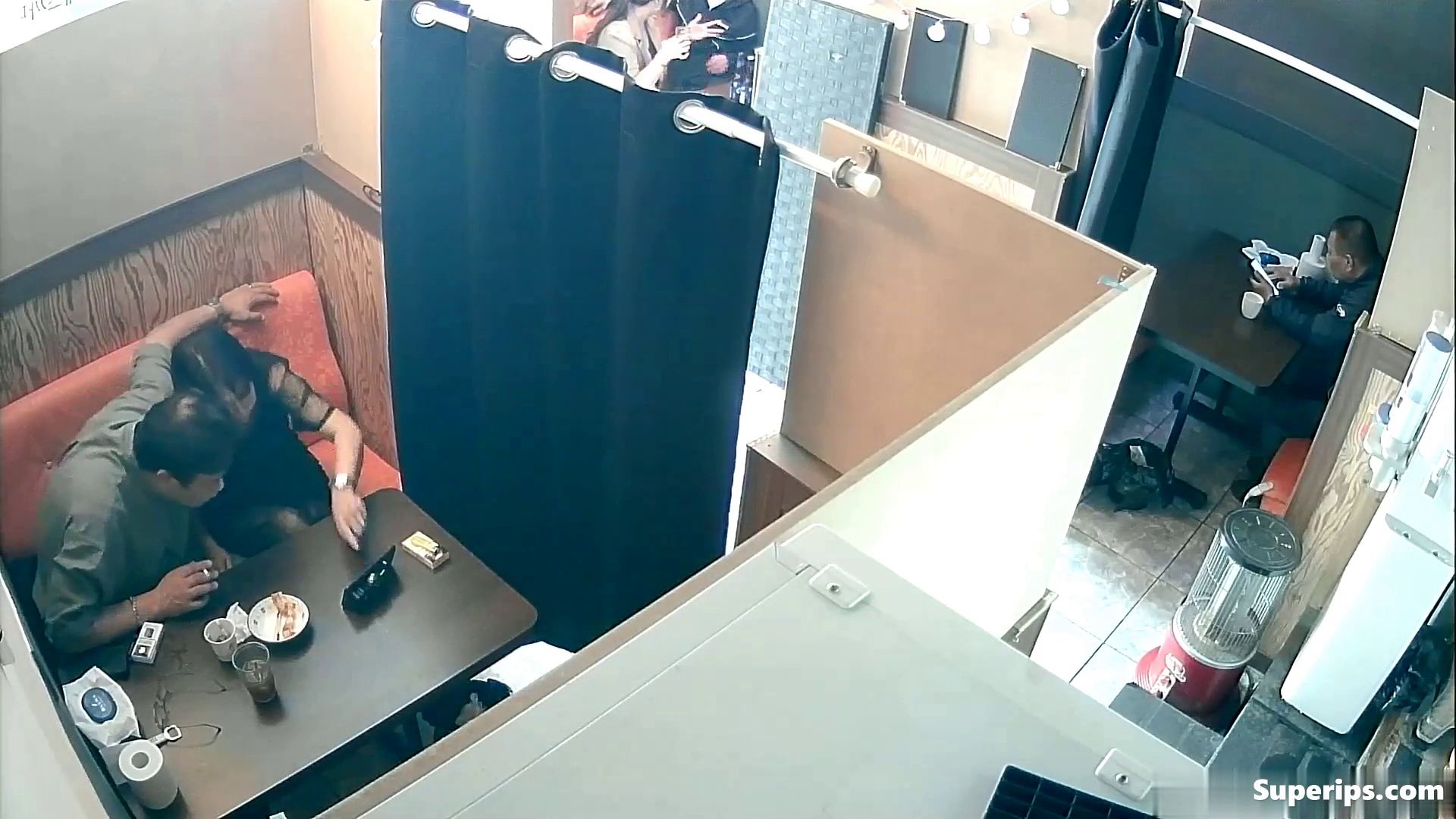 IPCAM – Drunk Korean couples groping each other IPCAM – Drunk Korean couples groping each other