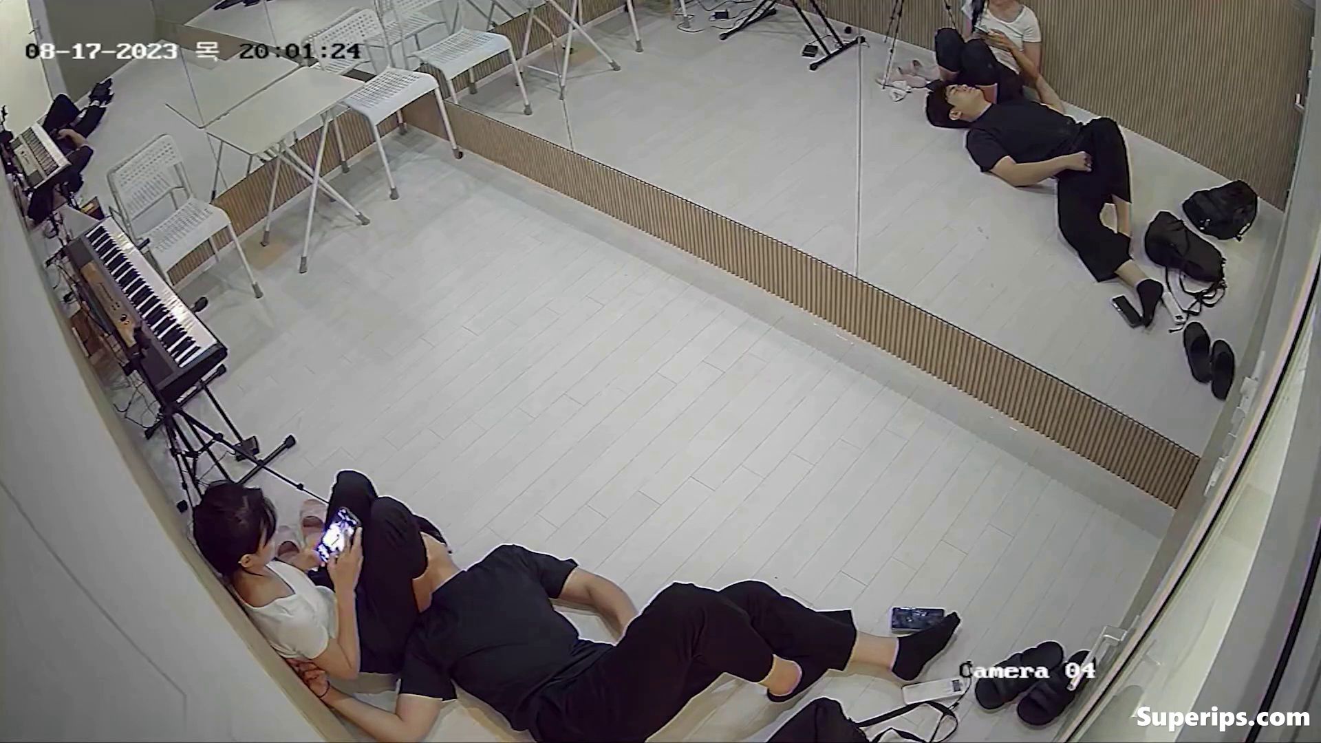 IPCAM – Korean naughty couple in the music room IPCAM – Korean naughty couple in the music room