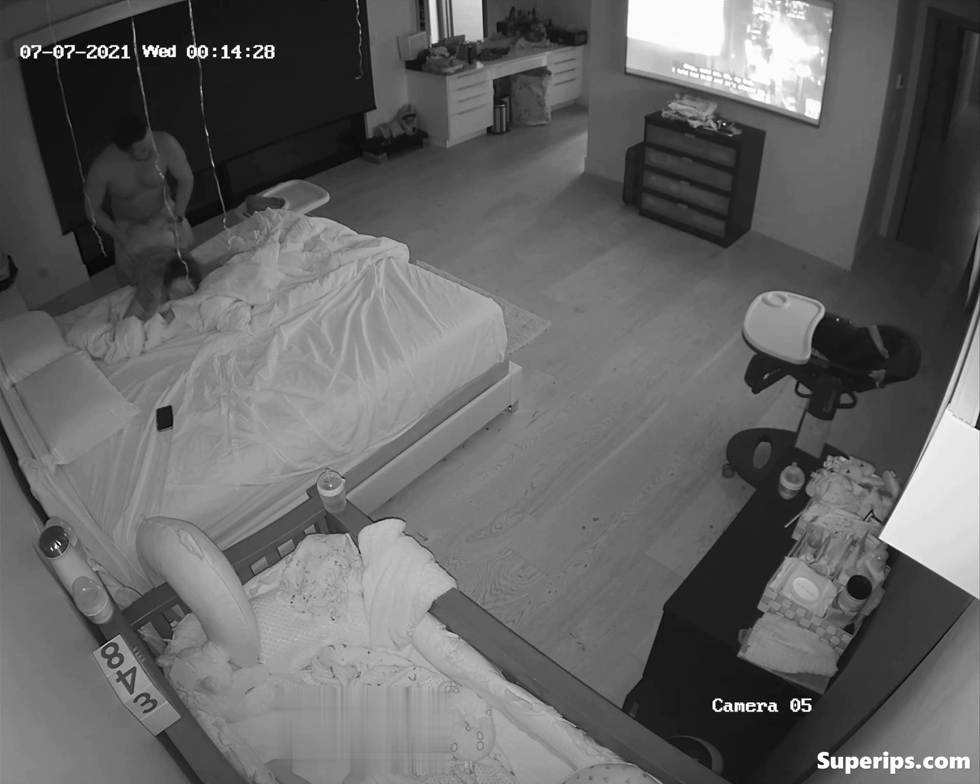 IPCAM – Young mom gets fucked hard in doggy style IPCAM – Young mom gets fucked hard in doggy style