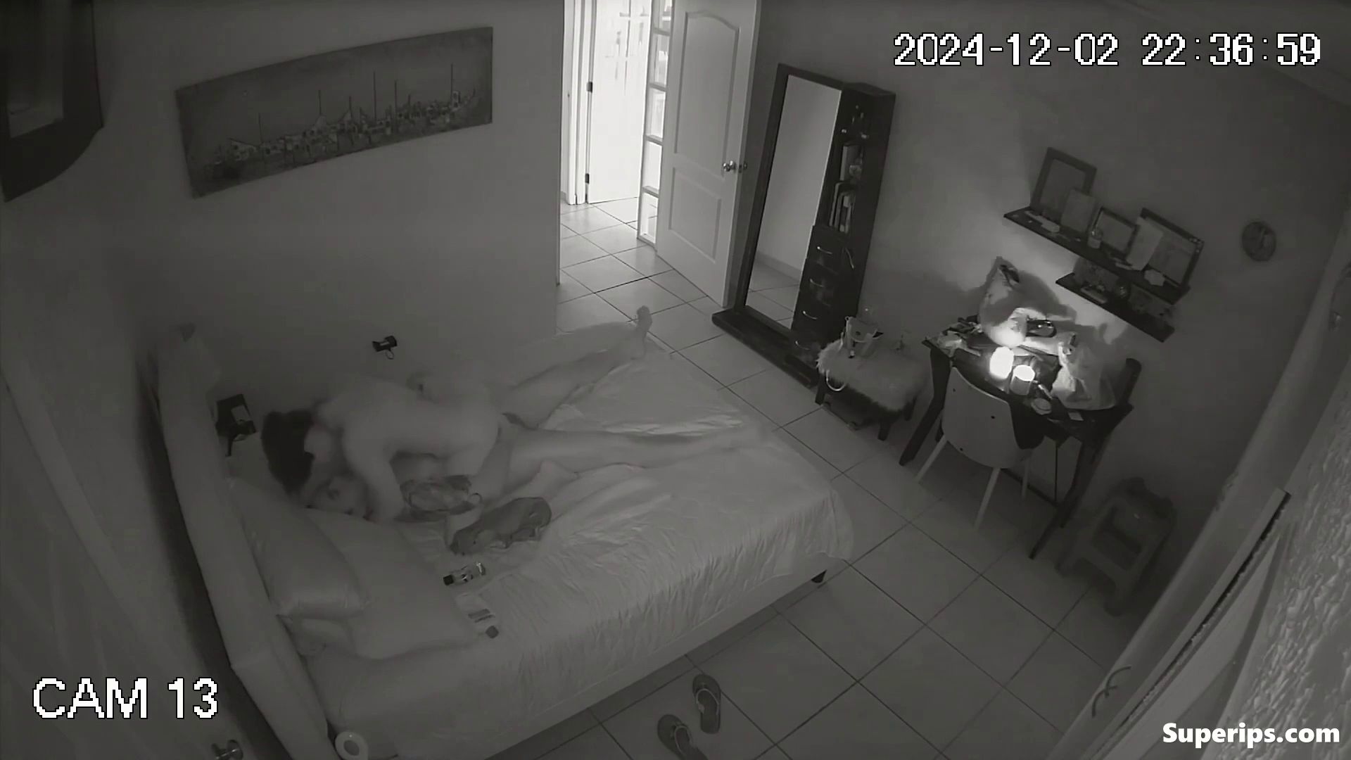 IPCAM – Petite Latina girl rides her husband IPCAM – Petite Latina girl rides her husband