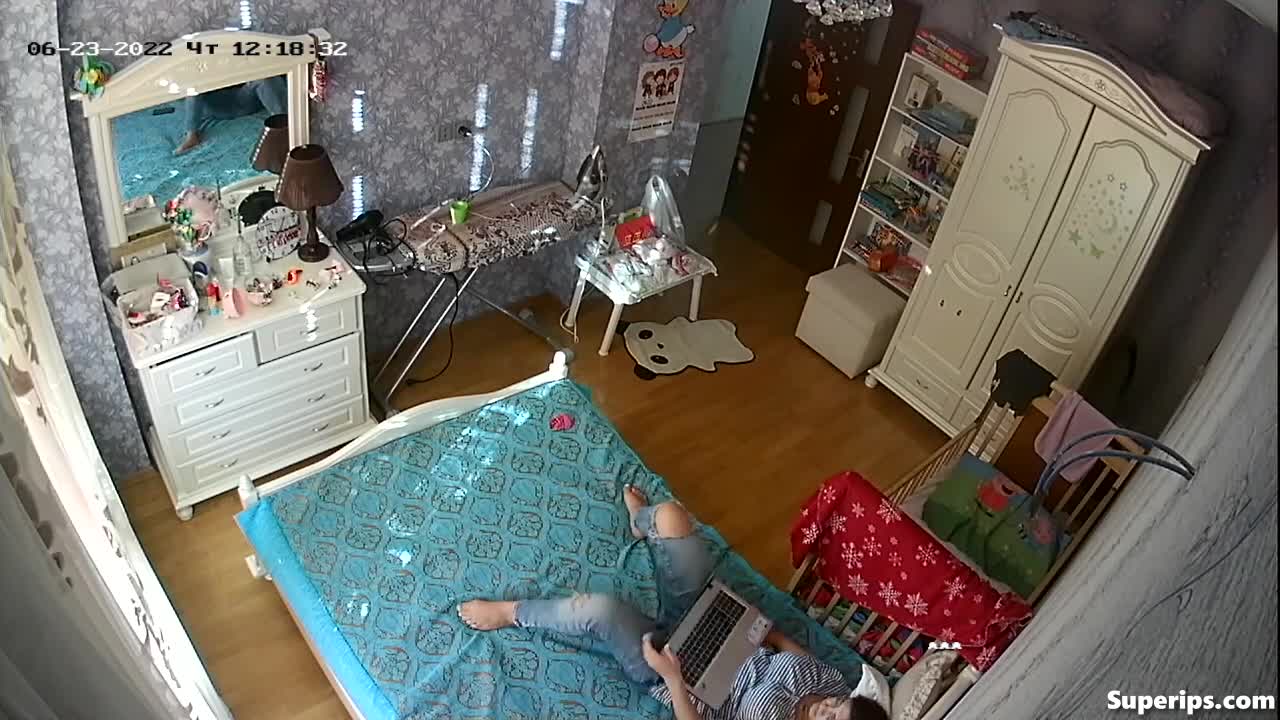 IPCAM – Russian girl watches hardcore porn on her MacBook IPCAM – Russian girl watches hardcore porn on her MacBook