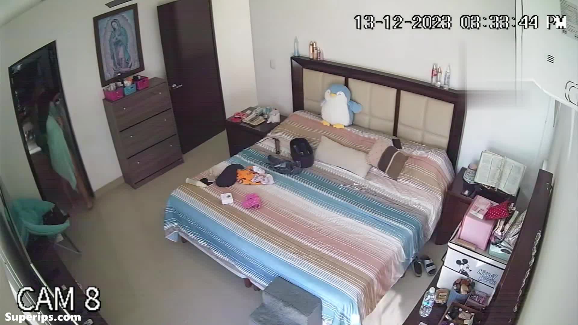 IPCAM – Latina mom shaves her teen daughter’s IPCAM – Latina mom shaves her teen daughter’s