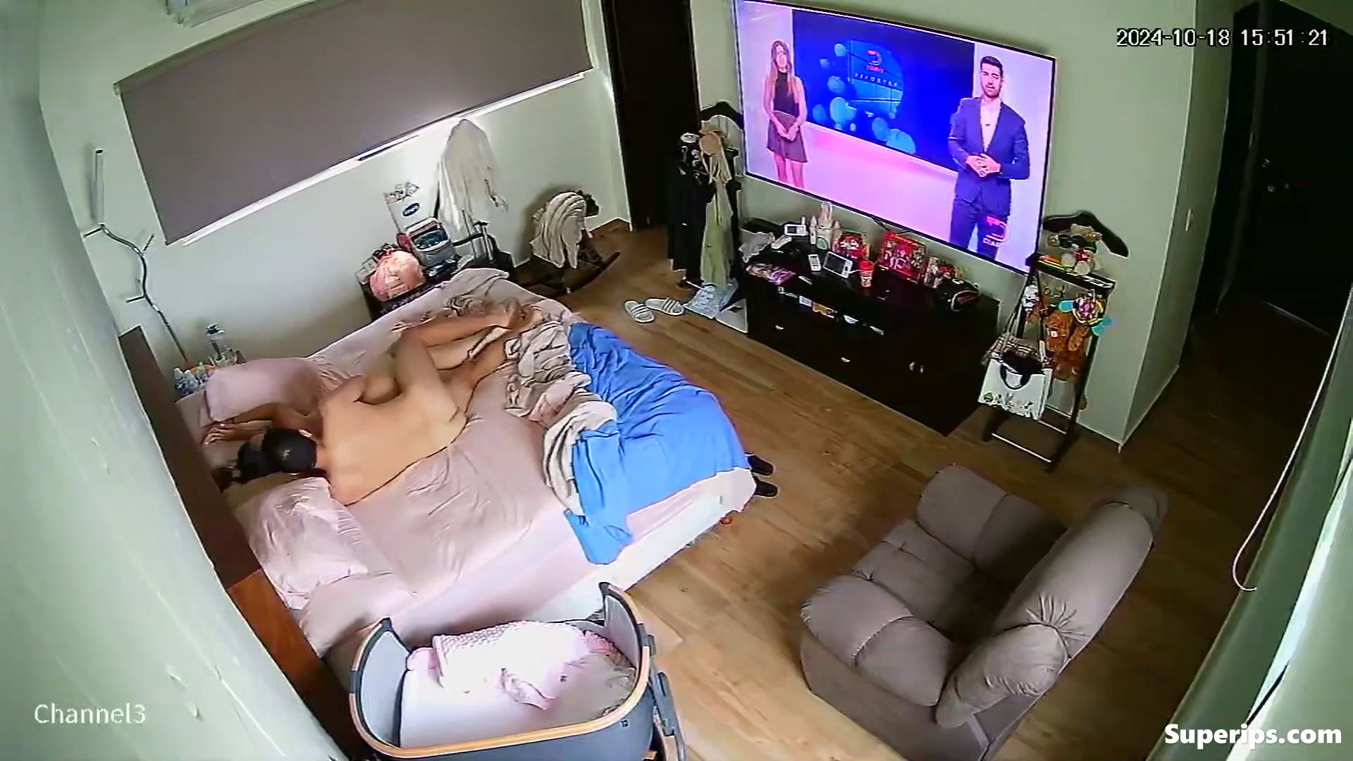 IPCAM – Married man ejaculates inside his wife IPCAM – Married man ejaculates inside his wife