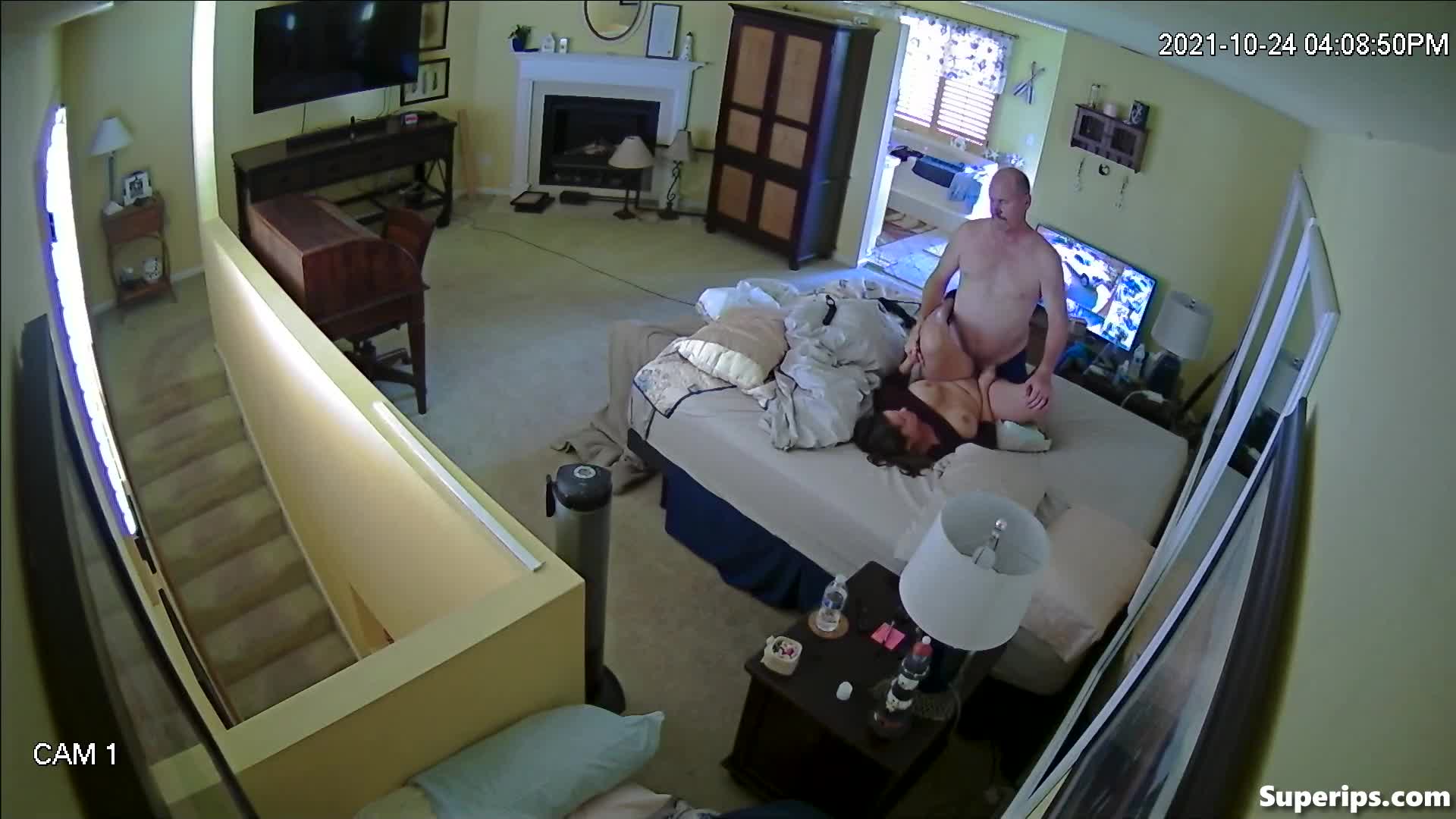 IPCAM – White German couple fucks in their room IPCAM – White German couple fucks in their room