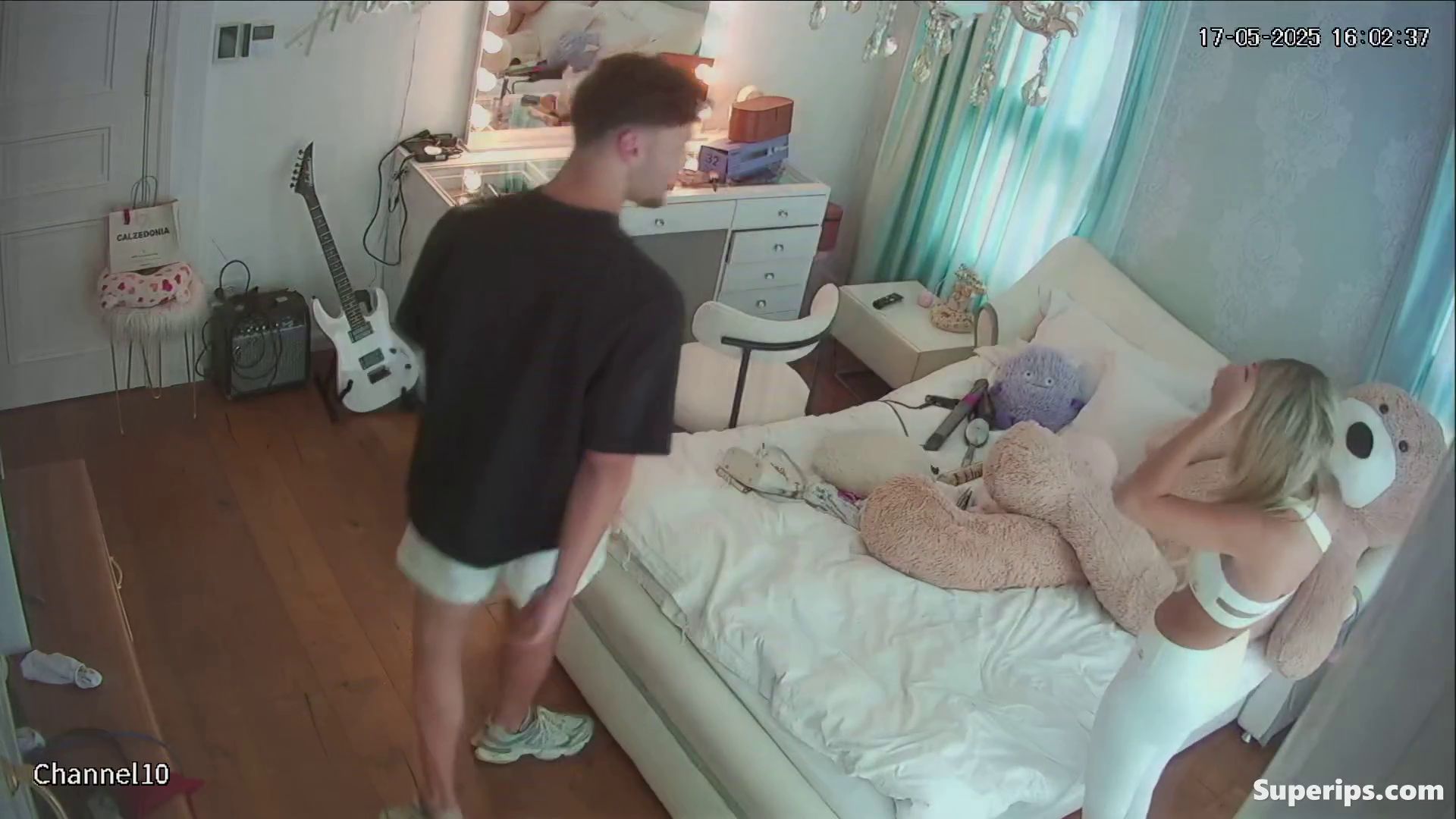 IPCAM – Hot German college couple groping each other IPCAM – Hot German college couple groping each other