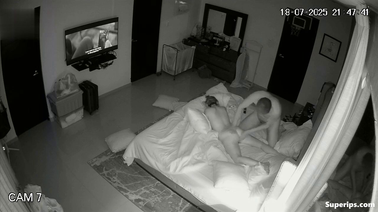 IPCAM – Italian MILF wife gets fucked hard IPCAM – Italian MILF wife gets fucked hard