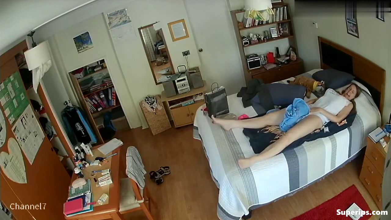 IPCAM – American milf masturbates to orgasm IPCAM – American milf masturbates to orgasm