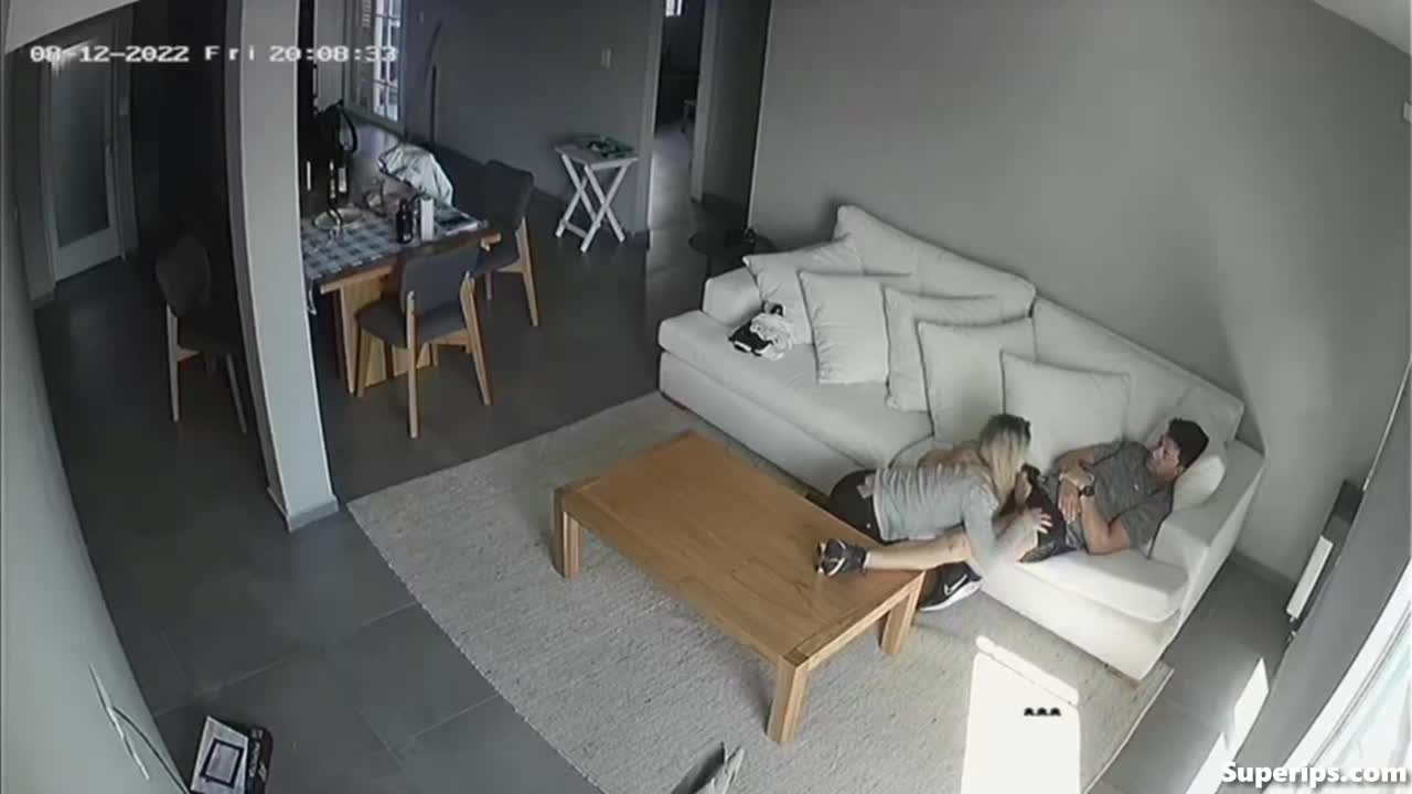 IPCAM – Mature step sister gives her brother a jerk off IPCAM – Mature step sister gives her brother a jerk off