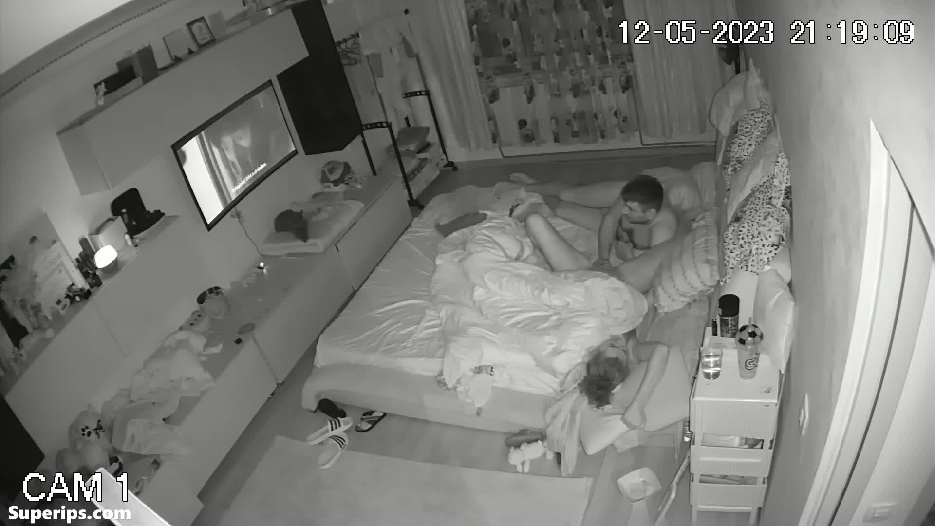 IPCAM – Mature Latina mom is masturbating to orgasm IPCAM – Mature Latina mom is masturbating to orgasm