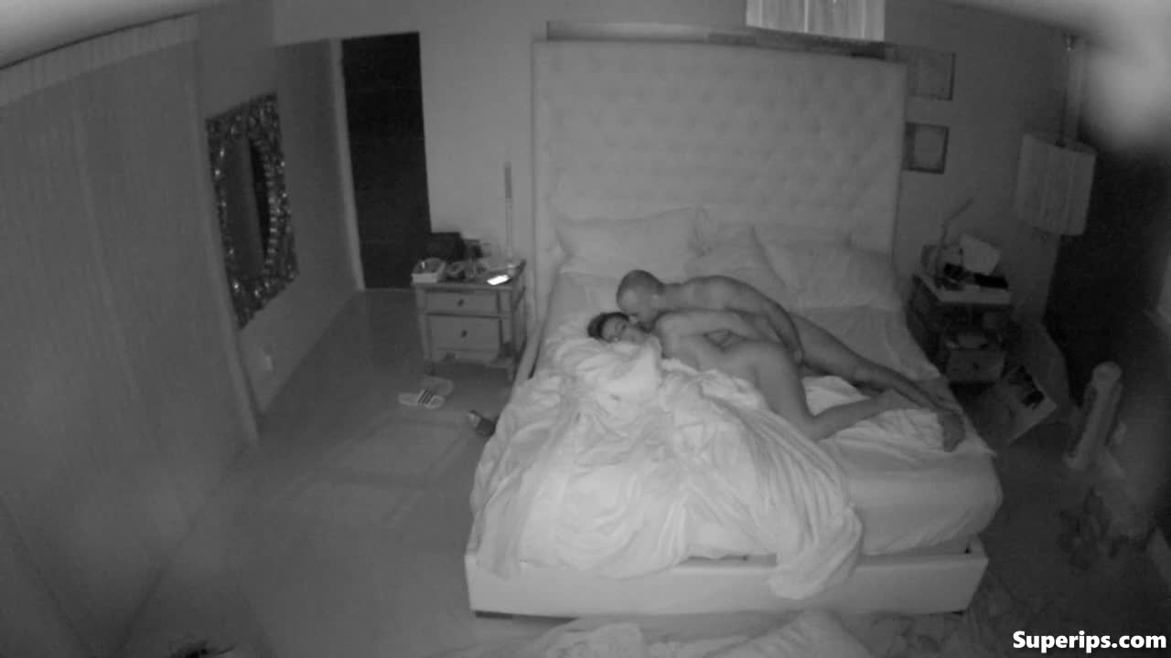 IPCAM – Busty Italian woman gets brutally fucked IPCAM – Busty Italian woman gets brutally fucked