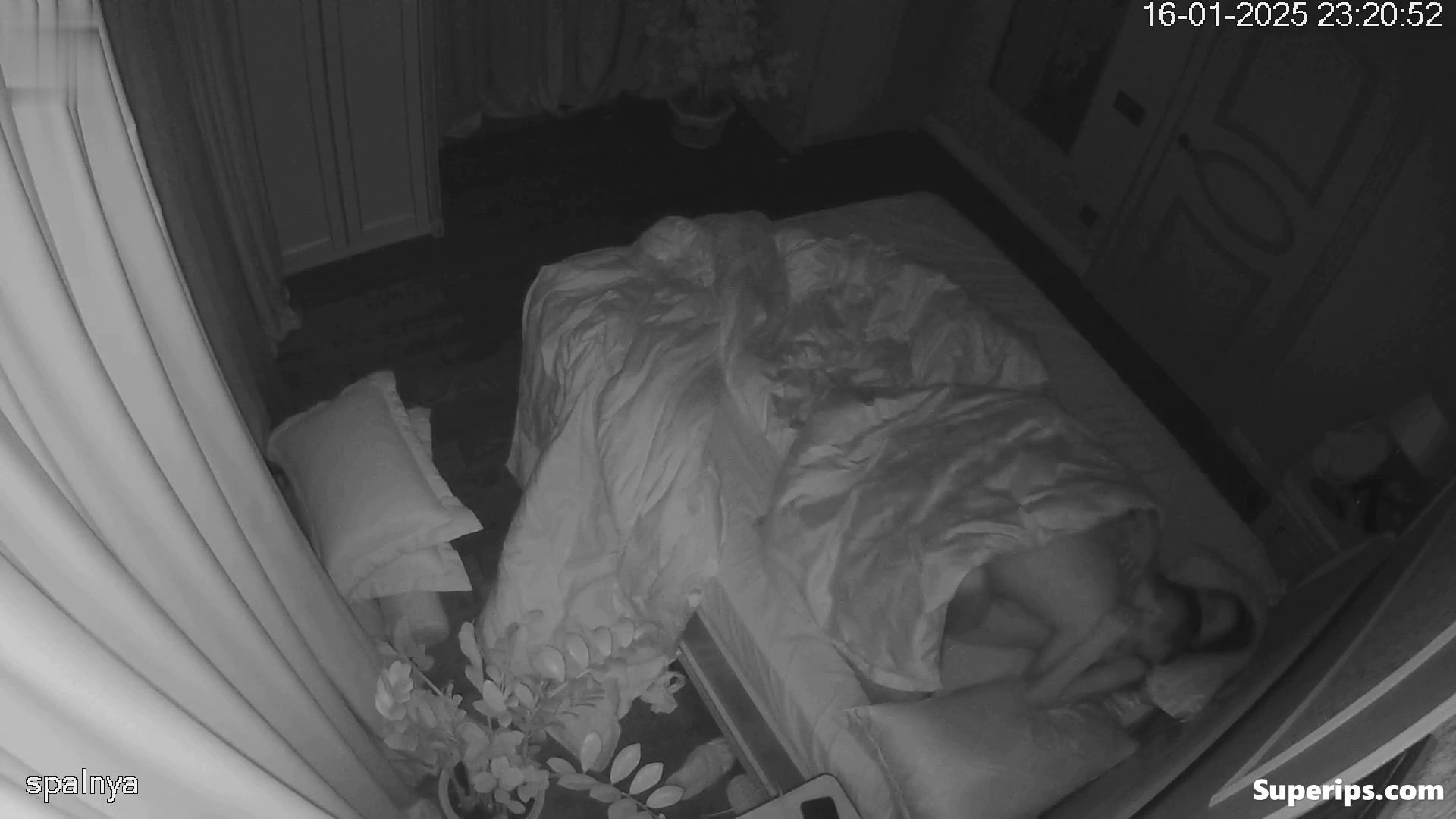 IPCAM – Russian woman fucked under the sheets IPCAM – Russian woman fucked under the sheets