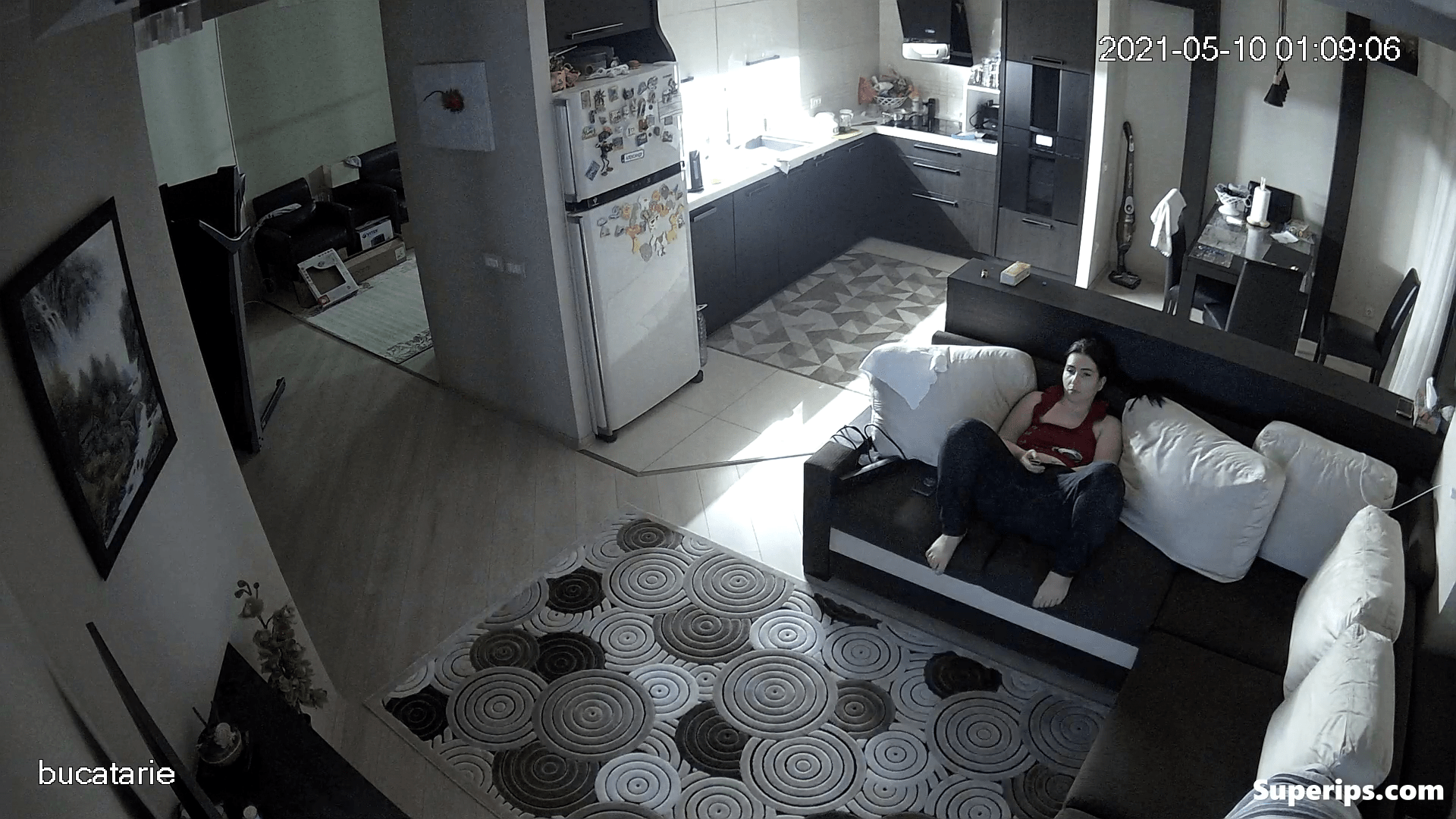 IPCAM – Russian spinster mom masturbating on the couch IPCAM – Russian spinster mom masturbating on the couch